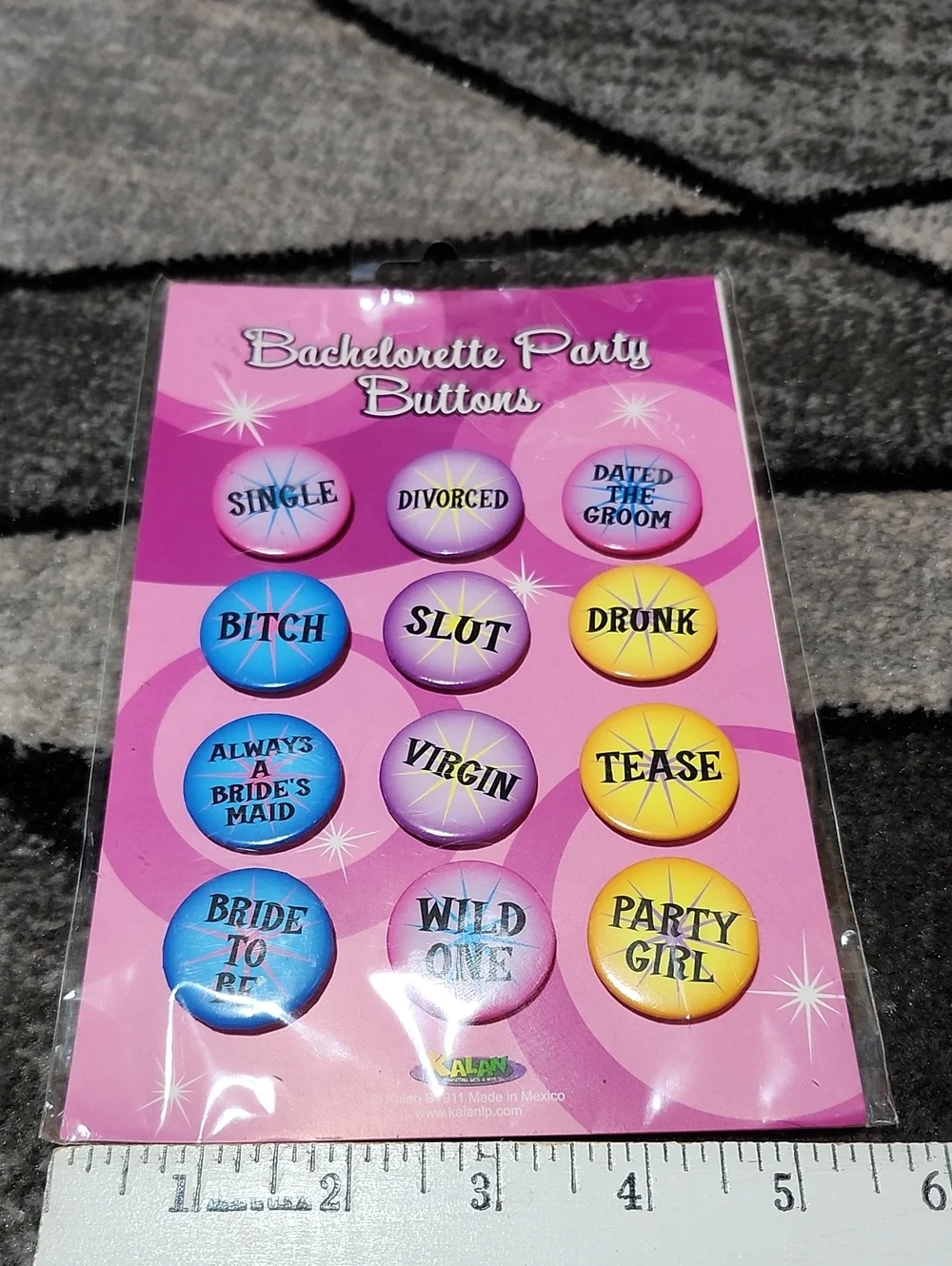 KALAN BACHELORETTE PARTY NOVELTY HUMOROUS 12 PIECE PIN-BACK BUTTONS BADGES